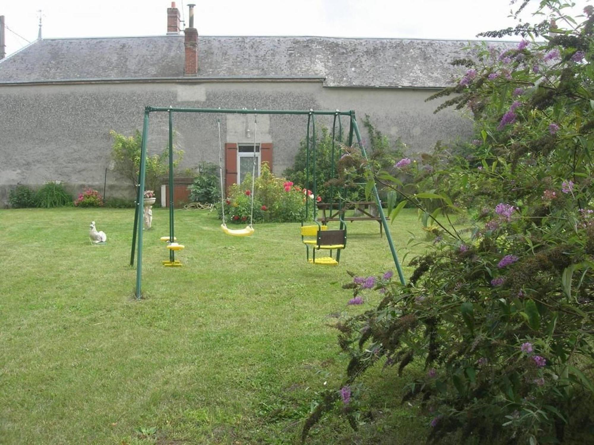 Gîte Sceaux-du-Gâtinais, 4 pièces, 6 personnes - FR-1-590-73 Esterno foto